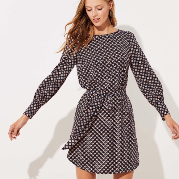 LOFT Dresses & Skirts - LOFT geometric tie waist dress